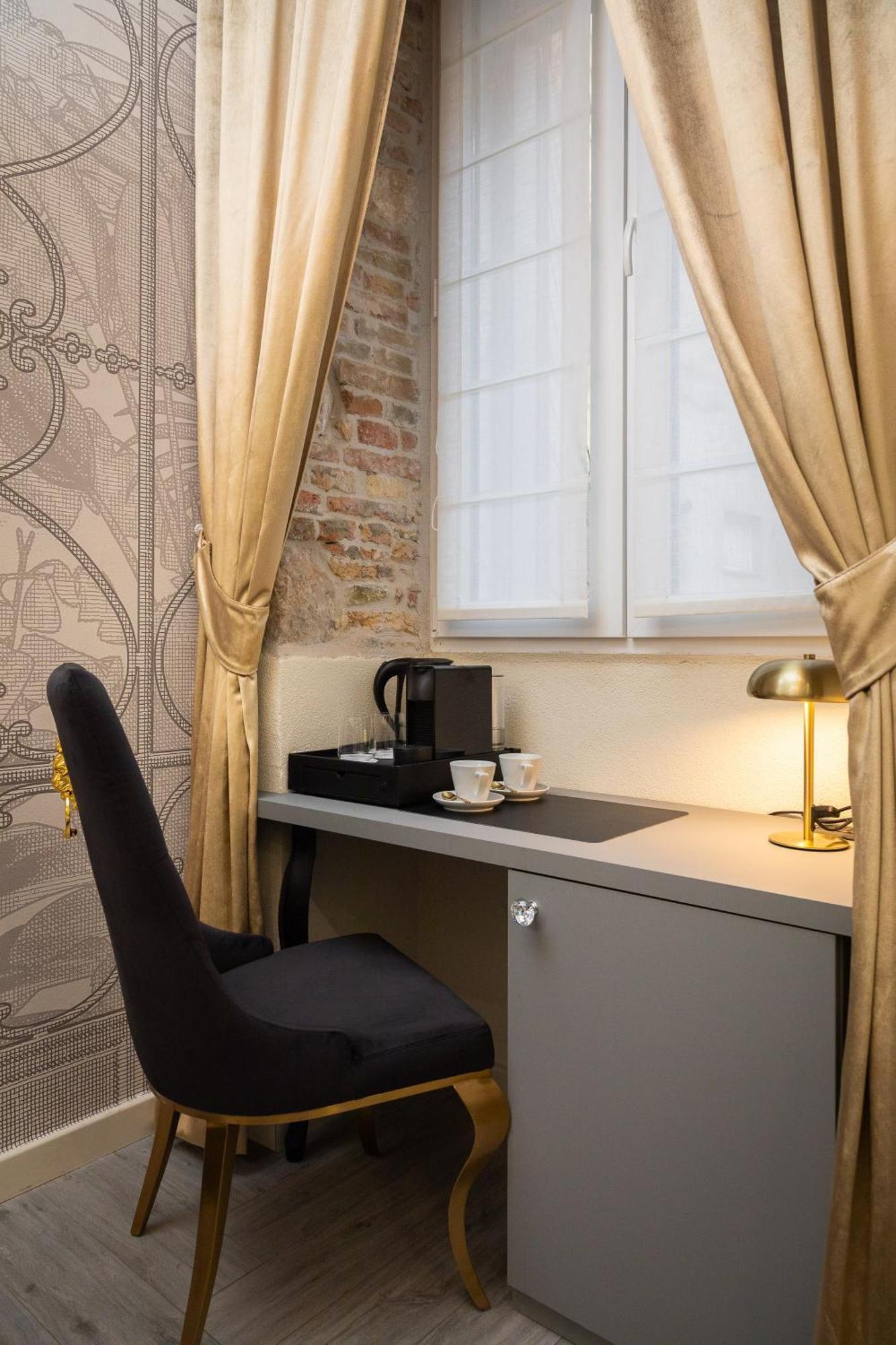 Design Anima Mundi Citycentre Right Next To Diocletian's Palace Pensionat *