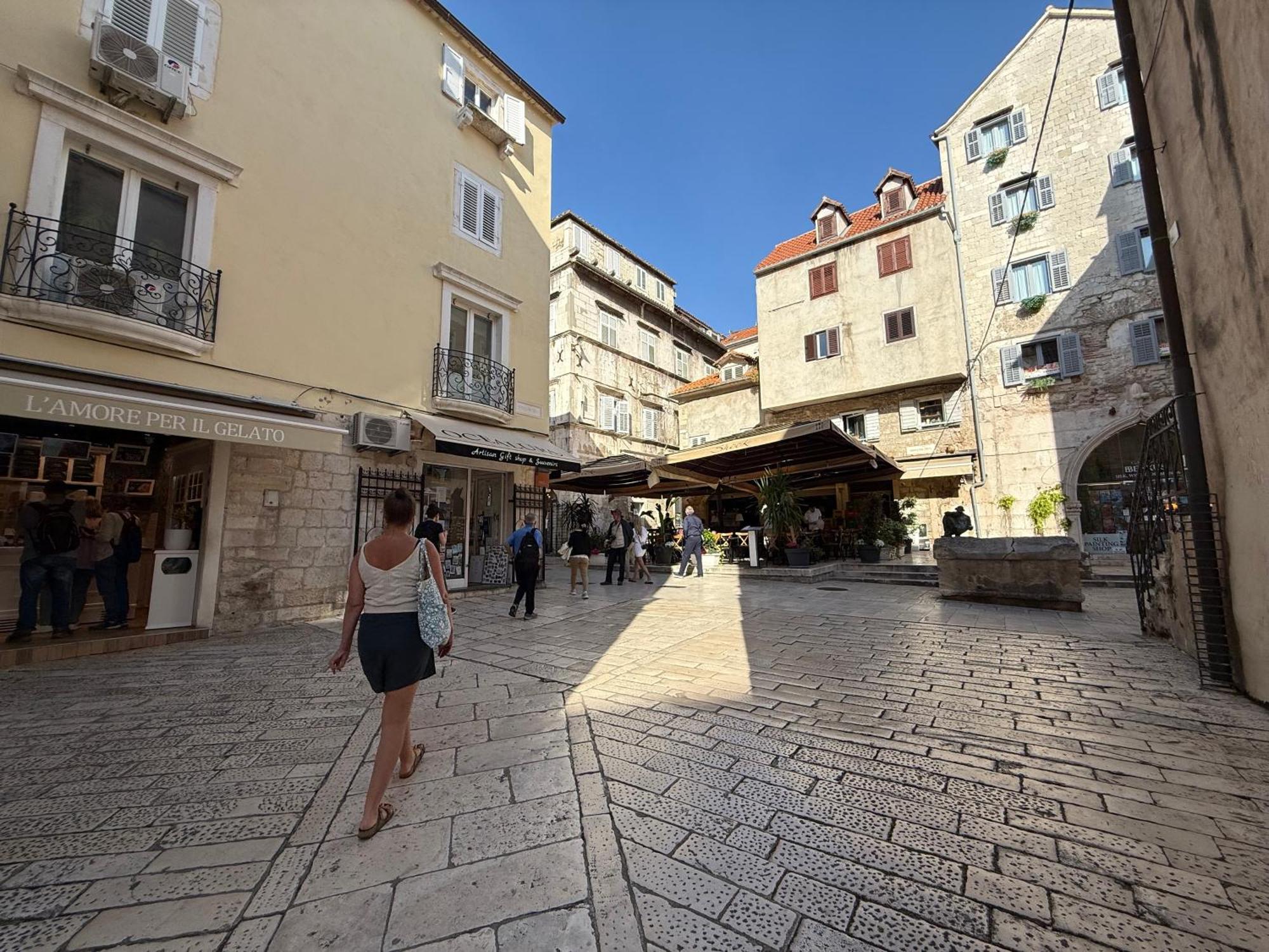 Design Anima Mundi Citycentre Right Next To Diocletian's Palace Pensionat