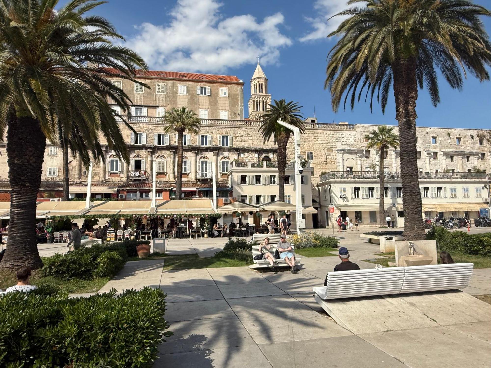 Design Anima Mundi Citycentre Right Next To Diocletian's Palace Split