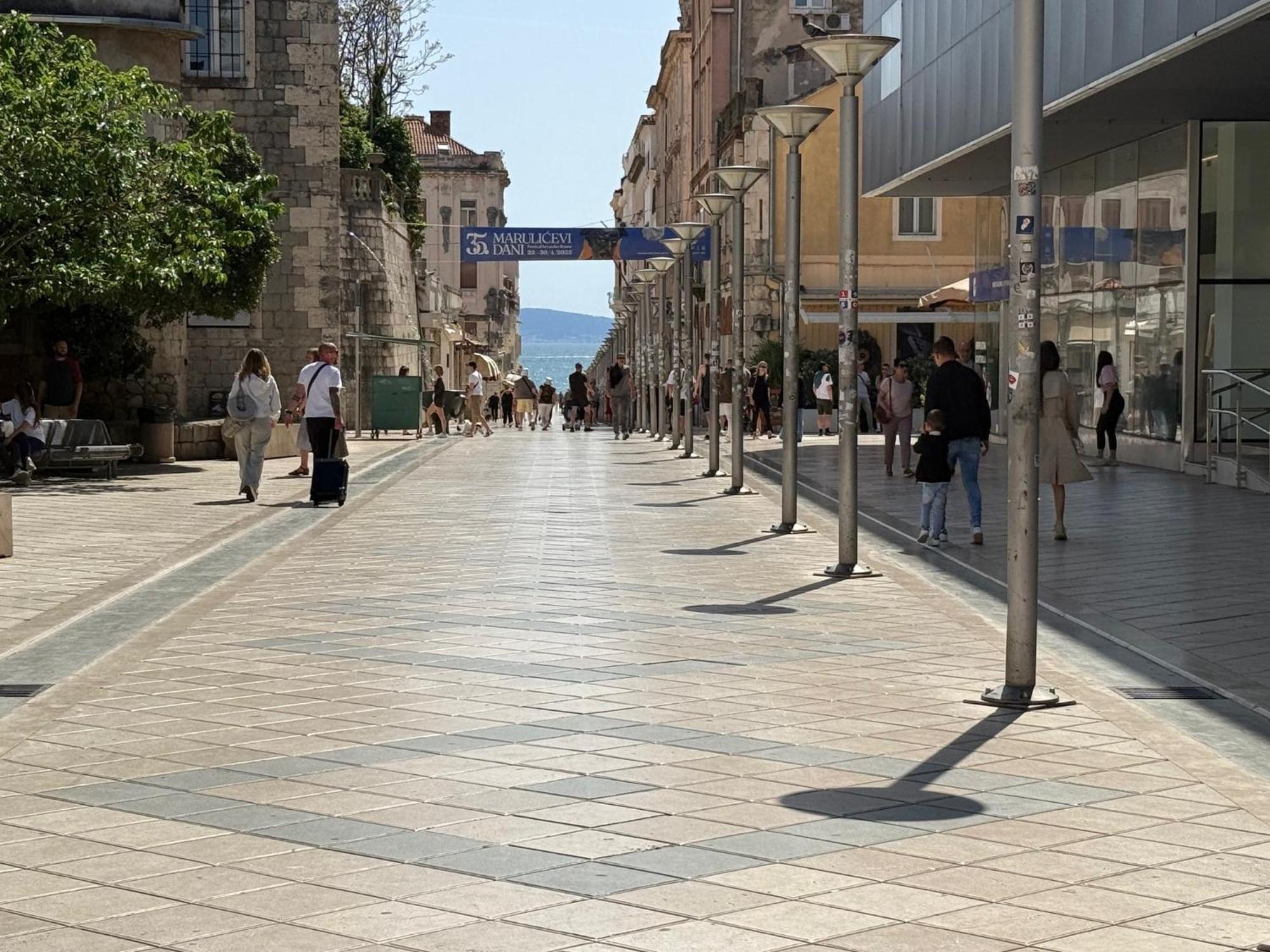 Pensionat Design Anima Mundi Citycentre Right Next To Diocletian's Palace